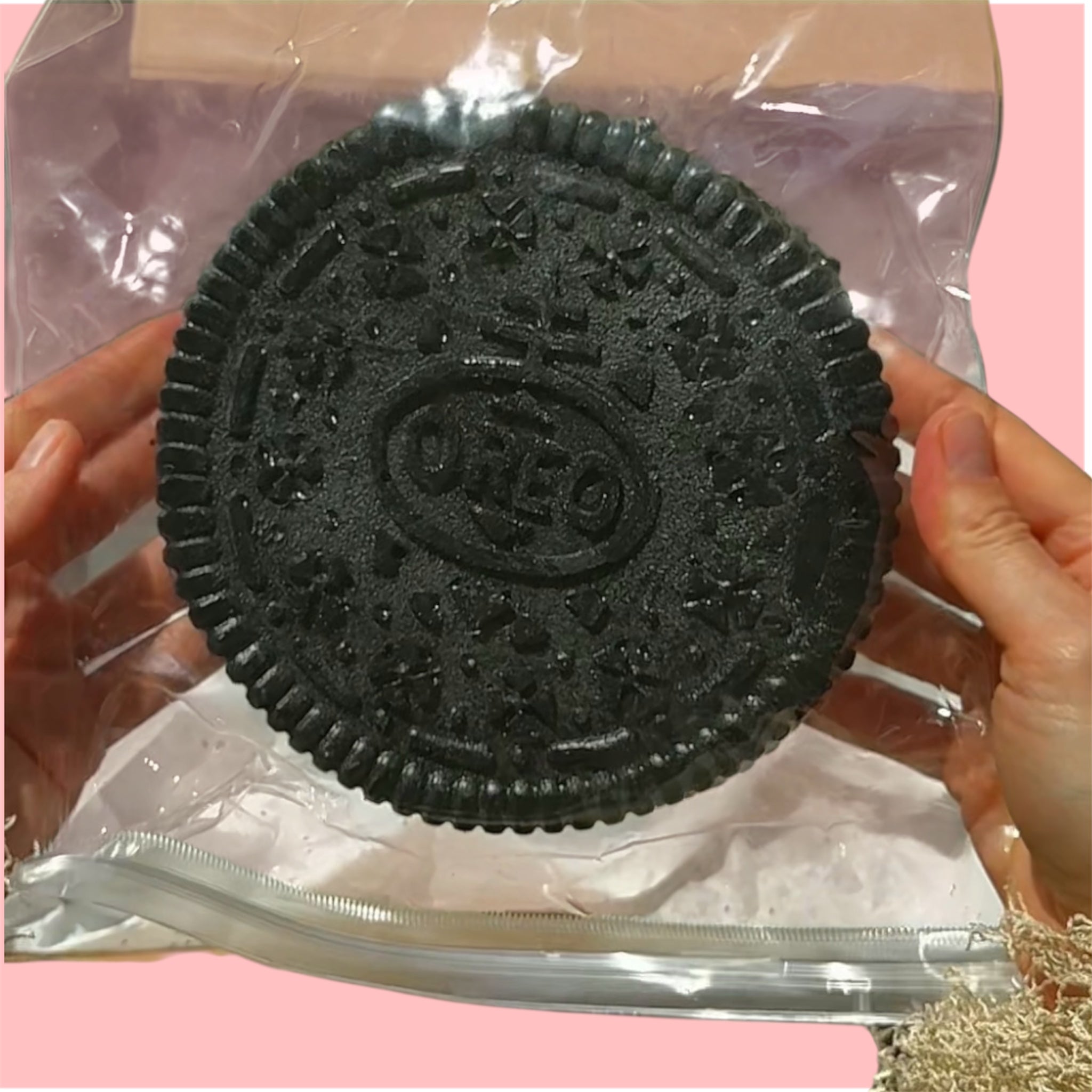 🍪 Jumbo Oreo Cookie Squishy ✨