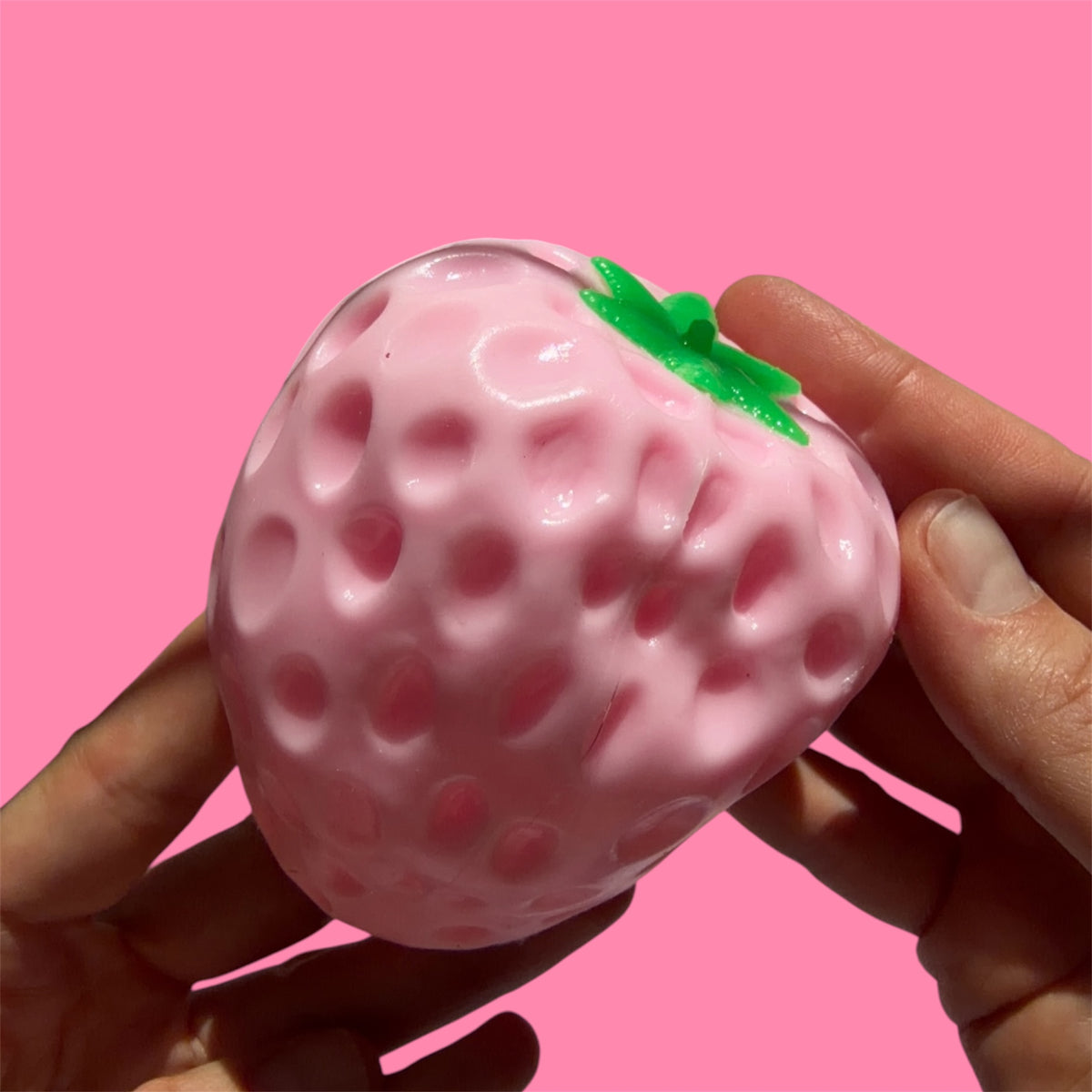 🍓 STRAWBERRY SQUISHY – Coconut Oil Texture
