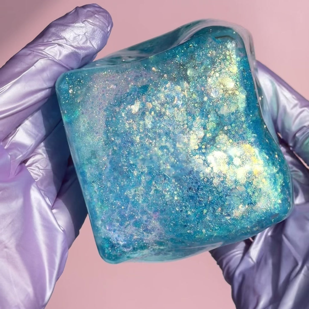 🧊✨ Jumbo Ice Cube Squishy